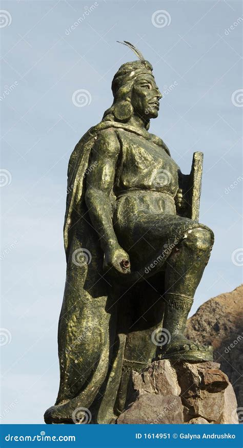 Peruvian Statue Stock Image - Image: 1614951