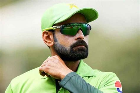 Mohammad Hafeez Full Biography, Records, Height, Age, Wife, and Family