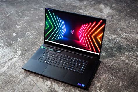 Razer Blade 17 (2022) review: A powerful, customizable gaming laptop | PCWorld