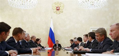 Russia Cleans Up Its Banks on Borrowed Time