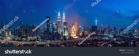 Kuala Lumpur Skyline Night Malaysia Kuala Stock Photo 1109740547 ...