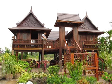 Traditional Thai House - my sister & brother-in-law house in Pakchong ...