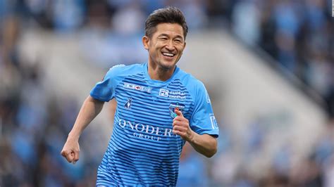 Kazuyoshi Miura: 53-year-old signs contract extension to play in his ...