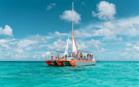 Catamaran Charter in Aruba - Book Online from $449