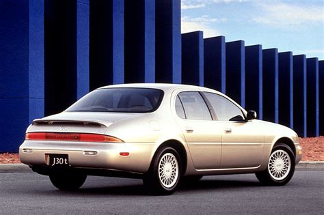 1993-97 Infiniti J30 | Consumer Guide Auto