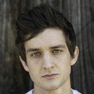 Ryan Carter (TV Actor) - Age, Family, Bio | Famous Birthdays