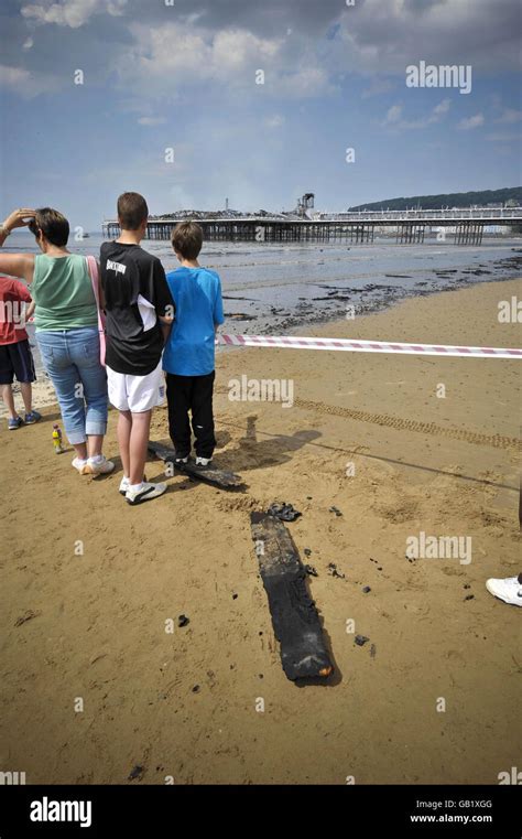 Weston-super-Mare pier fire Stock Photo - Alamy