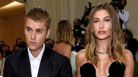 Justin Bieber, Hailey Bieber Met Gala 2021 Fotos: Fotos de atuendos ...