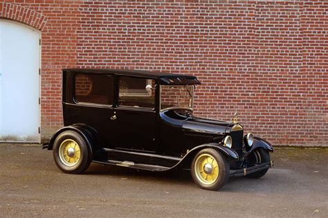 Hot Rod Model T: 1926 Ford Tudor Sedan