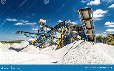 Limestone crusher plant stock image. Image of plant - 117282085