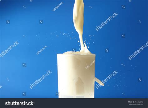 Milk Splash Wallpaper Stock Photo 751302046 | Shutterstock