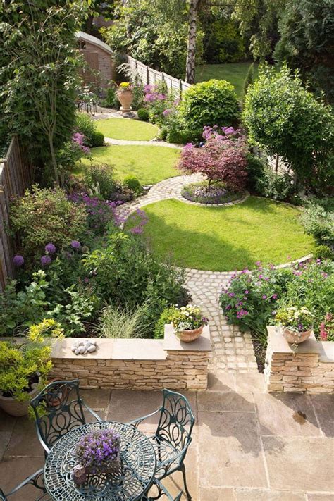 28 Landscaping Ideas for Long and Narrow Gardens – Best Mystic Zone