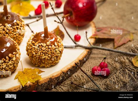 Caramel Candy Apple Stock Photo - Alamy