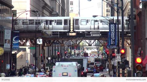 Chicago Metro Subway Running Outside Between Buildings - CHICAGO, ILLINOIS/USA Stock video ...