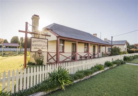 Cootamundra NSW - Plan a Holiday - Things to Do, Maps & Accommodation