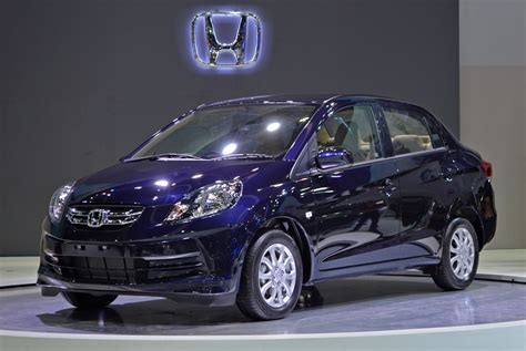 Honda Brio Amaze - Brio sedan eco car makes debut