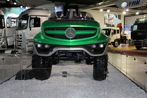 The Monstrous Mercedes-Benz Unimog Concept Shows Up At JIMS