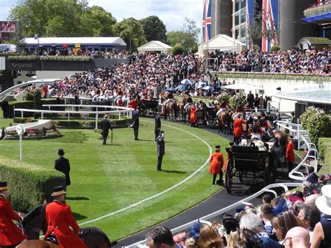 Royal Enclosure at Royal Ascot - Luxurious Nomad