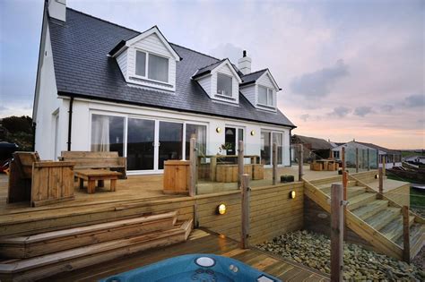 Gwbert Cottages in West Wales | Luxury kitchens mansions, Luxury ...