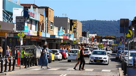 Sh*t Towns of Australia: Worst Australian cities revealed in book | The Courier Mail