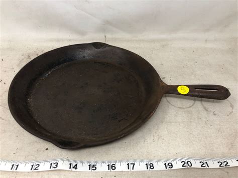 2 CAST IRON FRYING PANS