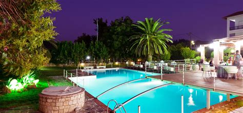 Olympic Village Hotel & Spa | Pool and Bar