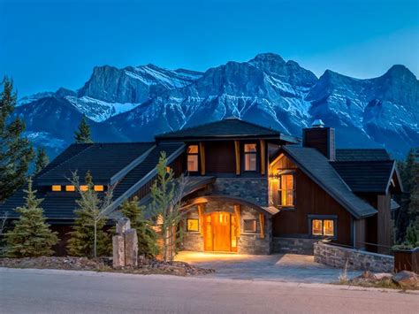 7 Stunning Banff Cabins that Will Rock your World | Banff cabins, Cabin ...