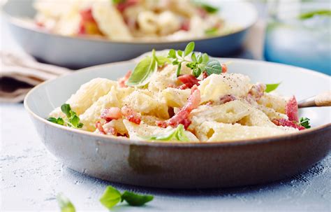 16 borden pasta met spek waarmee je altijd scoort - Libelle Lekker