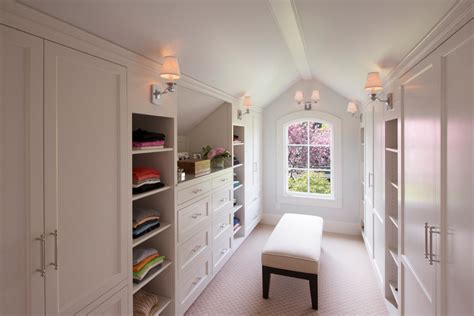 15+ Finest Walk-in Closet Lighting to Brighten up Your Wardrobe – AprylAnn