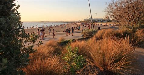 St Kilda Today: At the beach