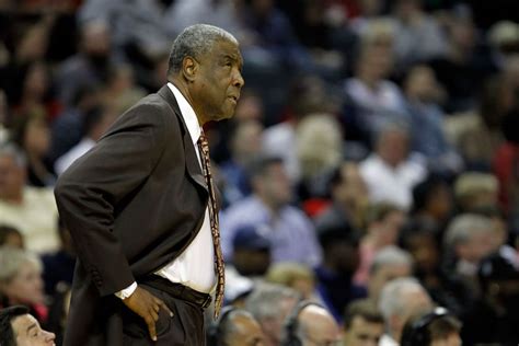 What was Paul Silas’ record as a head coach? Looking at how NBA legend fared in a coaching position