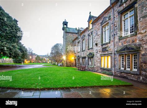 Aberdeen / Scotland - University campus, Old scottish architecture ...