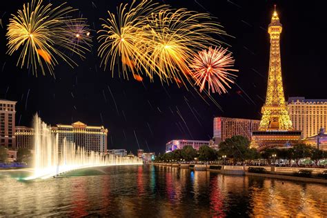 Las Vegas Strip Casinos Plan July 4 Fireworks Shows, Declaring ‘Vegas ...