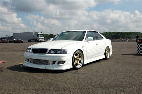 SUPERTERRIFICHAPPYCAR: Toyota Chaser