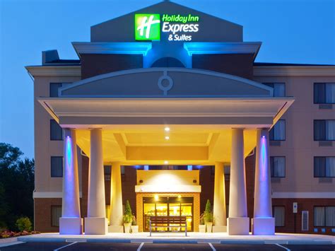 Holiday Inn Express & Suites Culpeper Hotel by IHG