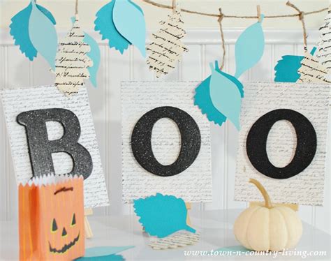 DIY Boo Sign for Halloween - Town & Country Living