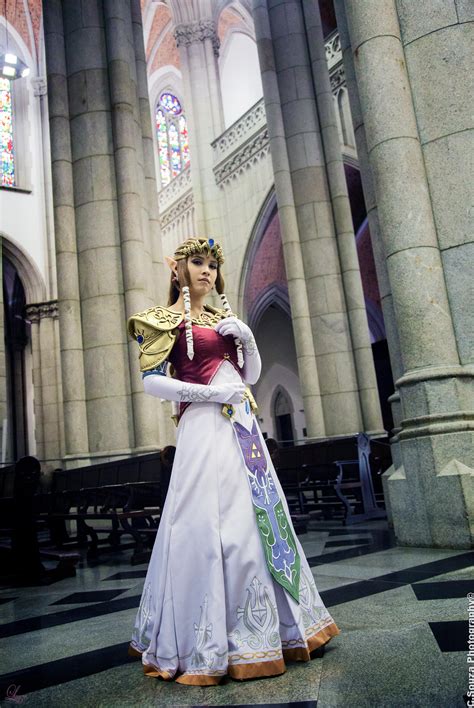 Princess Zelda from Twilight Princess Cosplay by LayzeMichelle on DeviantArt