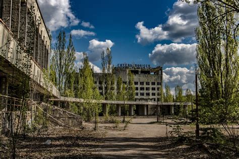 Abandoned Buildings in Chernobyl · Free Stock Photo