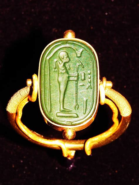 Egyptian ring from the tomb of King Tutankhamen. | Ancient egyptian jewelry, Egyptian jewelry ...