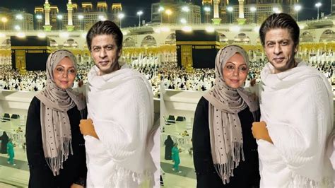 Shahrukh Khan Perform Hajj and Umrah with wife Gauri Khan - YouTube