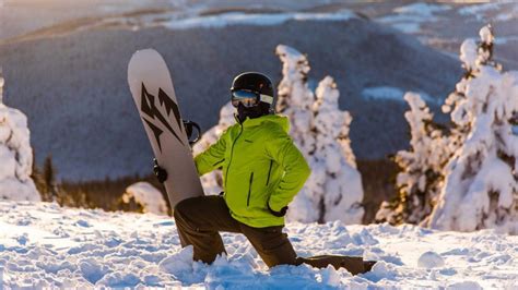 What are the snowboard instructor qualifications? | WSC