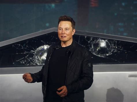 Elon Musk's Tesla Shows Cracks in Its EV Business Model