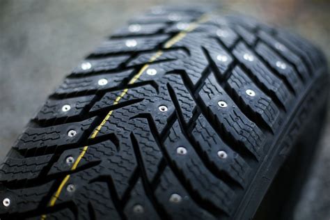 Winter Tires in Iceland Law: What You Need to Know