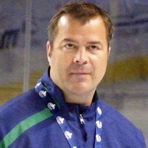 Alain Vigneault - Age, Family, Bio | Famous Birthdays