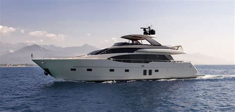 Cannes Yachting Festival - Sanlorenzo SL78 ,Best Exterior Award | SM