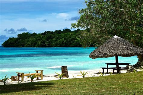 Vanuatu Information - Pacific Island Living - Travel & Tourism Guide