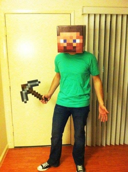 Minecraft Steve Head Costume | Minecraft, Bonnes idées, Costume