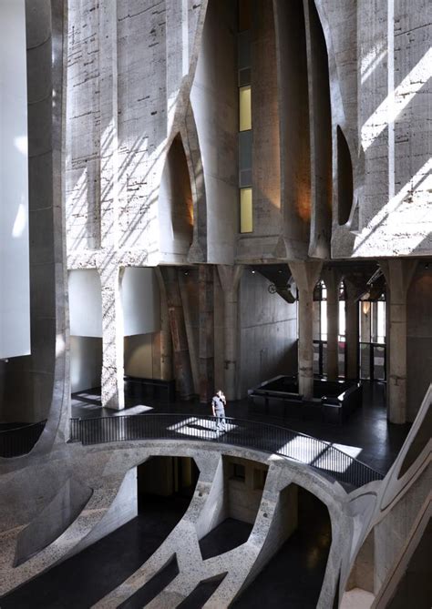 Transformation of the Grain Silo: The Zeitz MOCAA Journey with Thomas ...