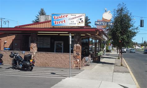 Tastee Treet - 22 Photos & 38 Reviews - Burgers - 493 NE 3rd St ...