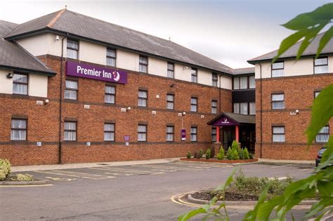 Premier Inn Livingston (M8, Jct3) Hotel - Hotels in Livingston EH54 8AD ...